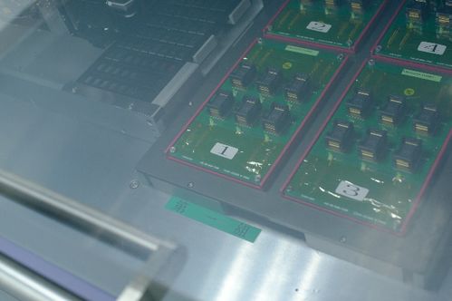 電腦儲存設備廠內(nèi)幕大揭秘 從顆粒篩選到軟硬件研發(fā)的完整鏈條